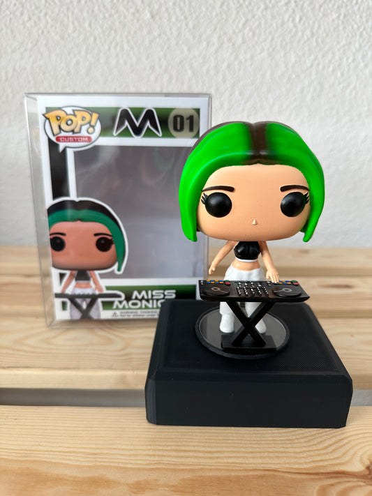 Miss monique pop