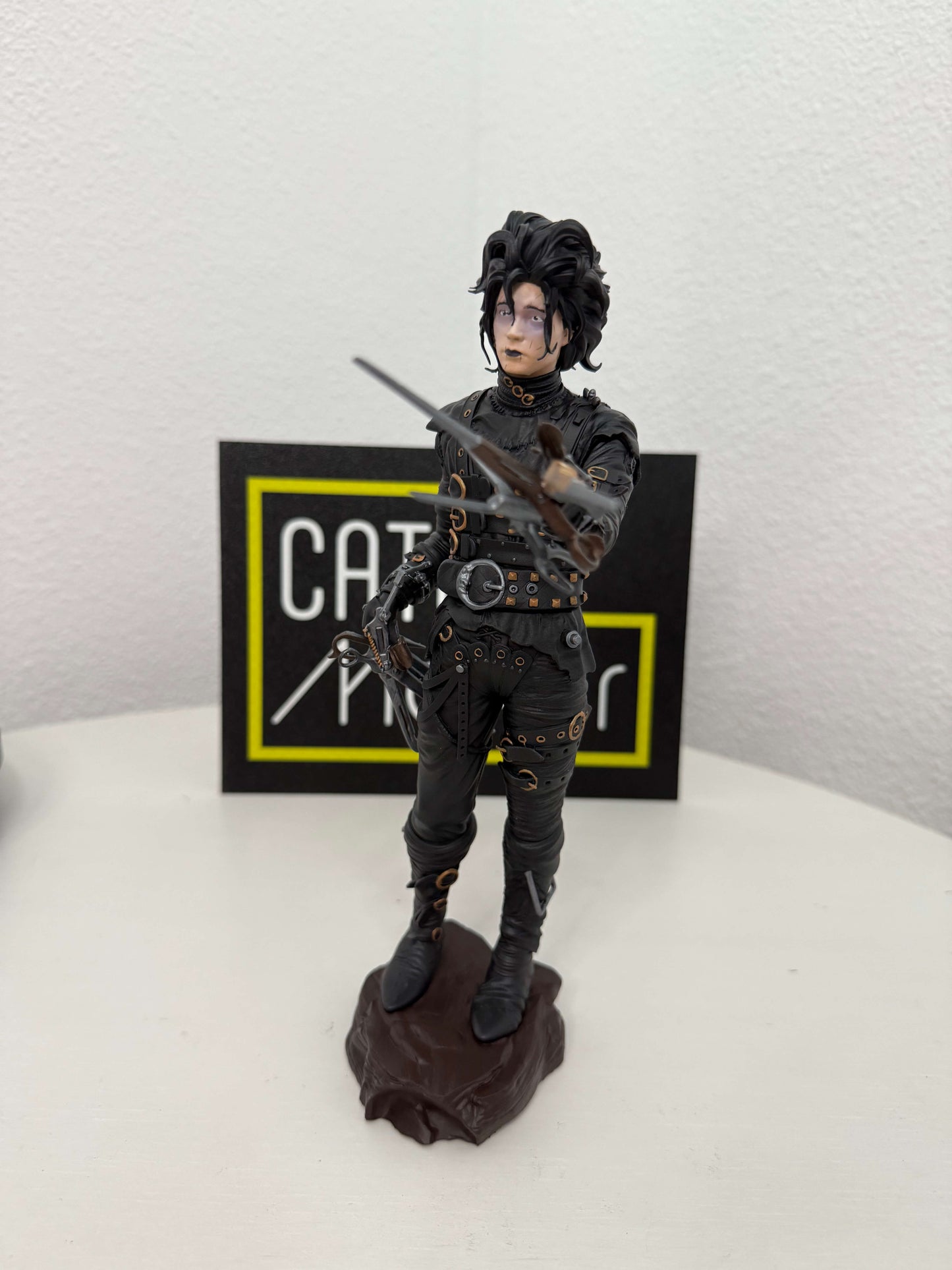 Edward Scissorhands - El joven manos de tijera