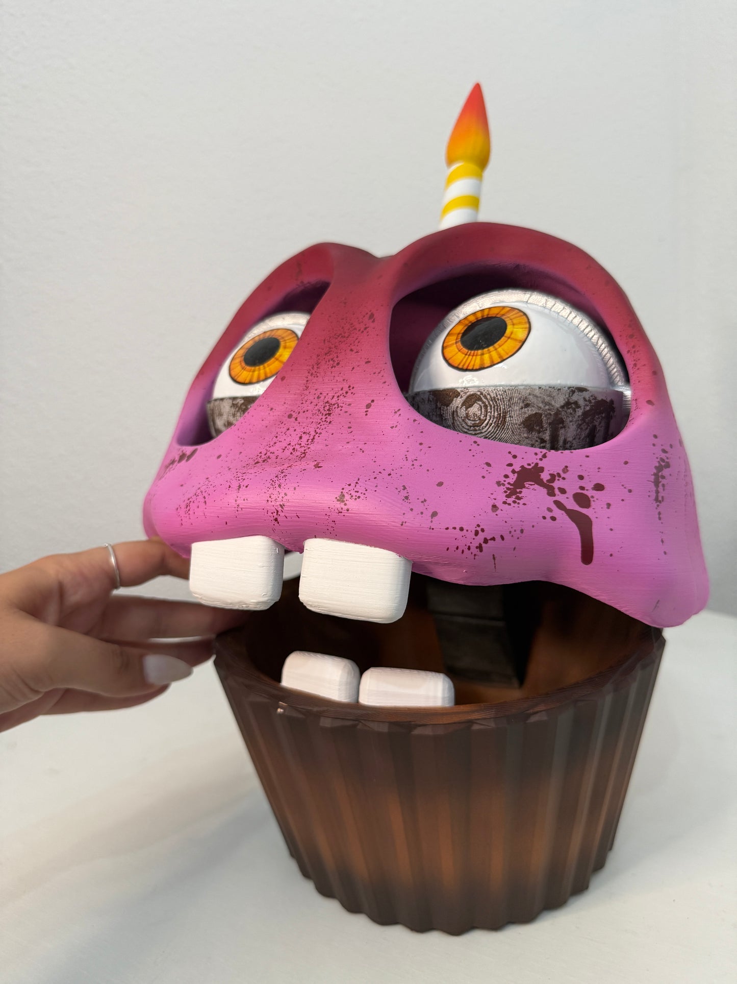 Carl Mr. Cupcake de FNAF- Tamaño real