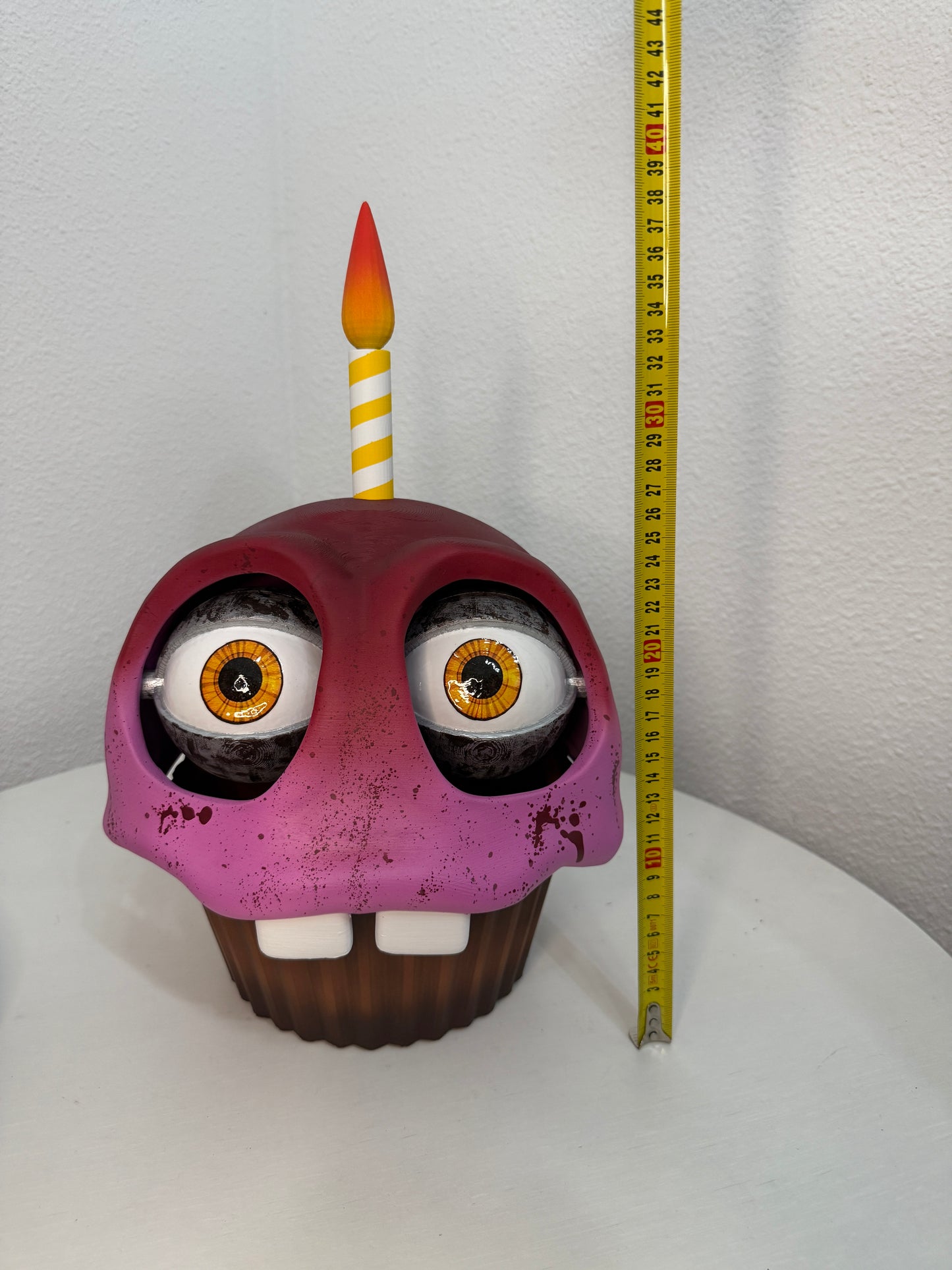 Carl Mr. Cupcake de FNAF- Tamaño real