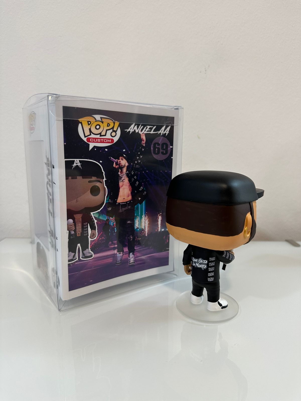 Anuel AA chaqueta Pop