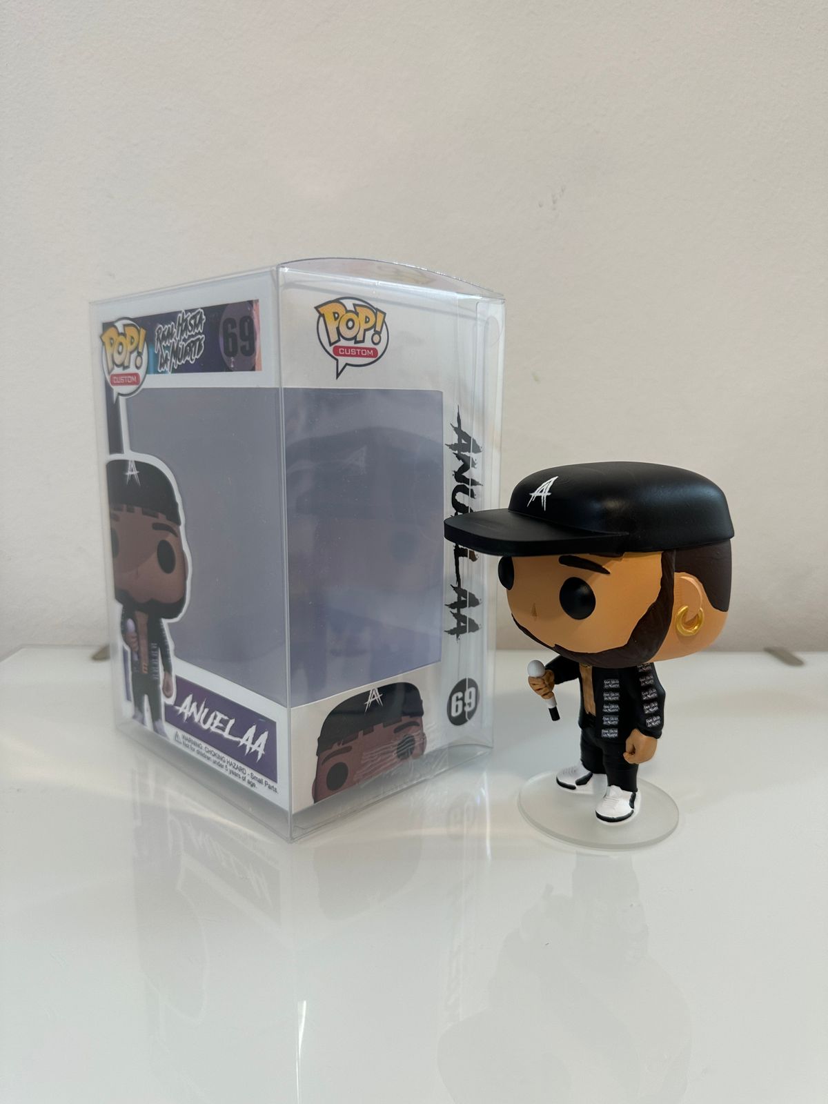 Anuel AA chaqueta Pop