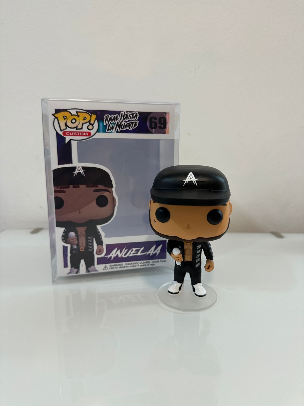 Anuel AA chaqueta Pop