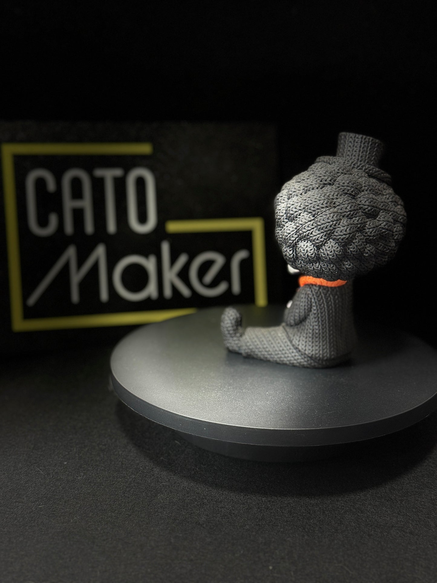 Figura Crochet Brook