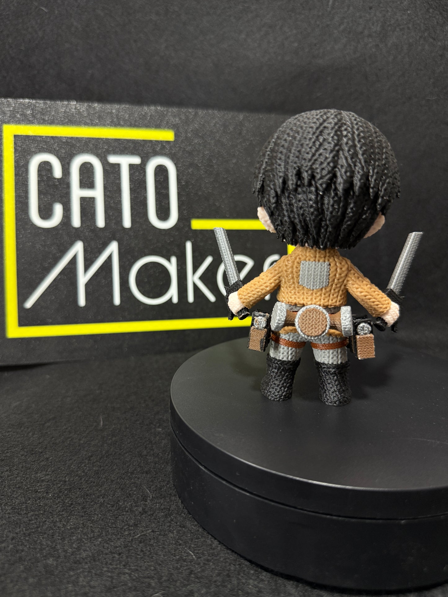 Figura Crochet Levi "Attack ok Titan"